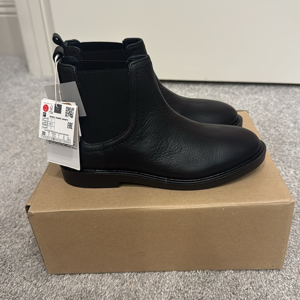 BNIB Size 2 Zara Black Genuine Leather Elastic Ankle Boots! - Picture 4 of 12